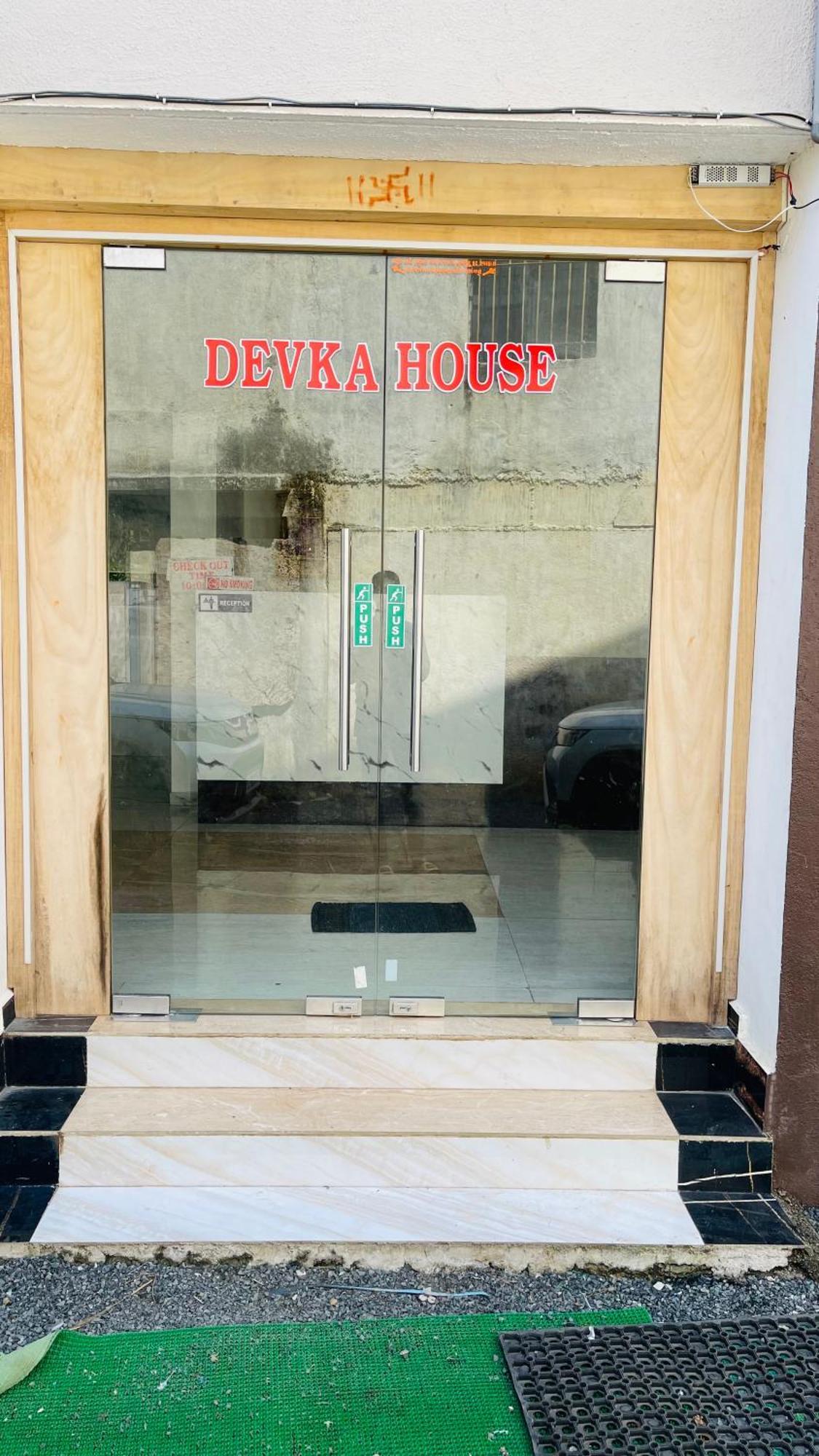 Devka House Hotel Daman Eksteriør billede